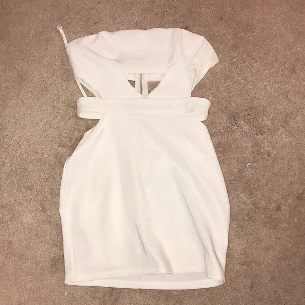 Short dress